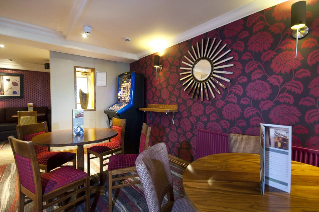 Premier Inn Glasgow Airport
