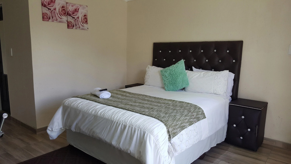 Carnival View Guest Lodge and spa