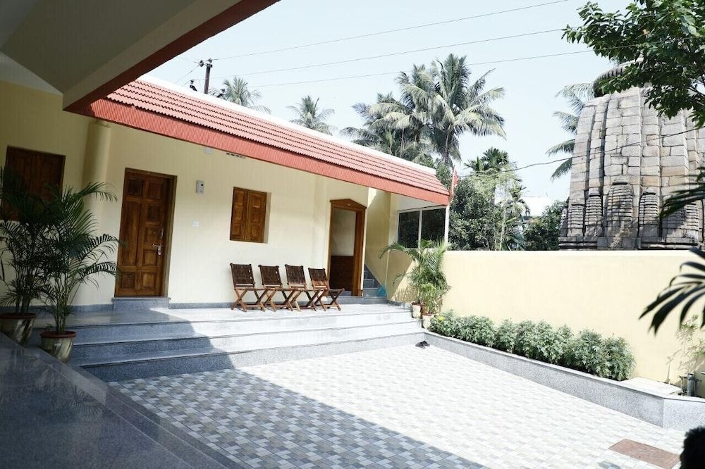 Nest Guest House