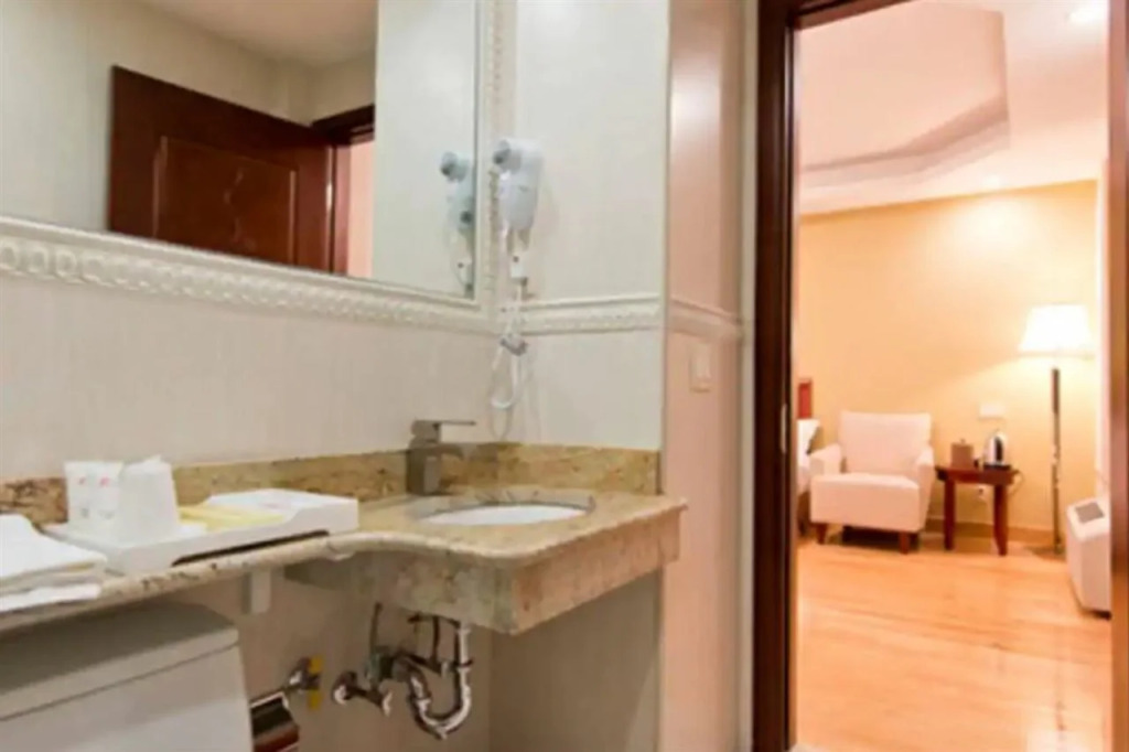 Asiatic Hotel - Flushing