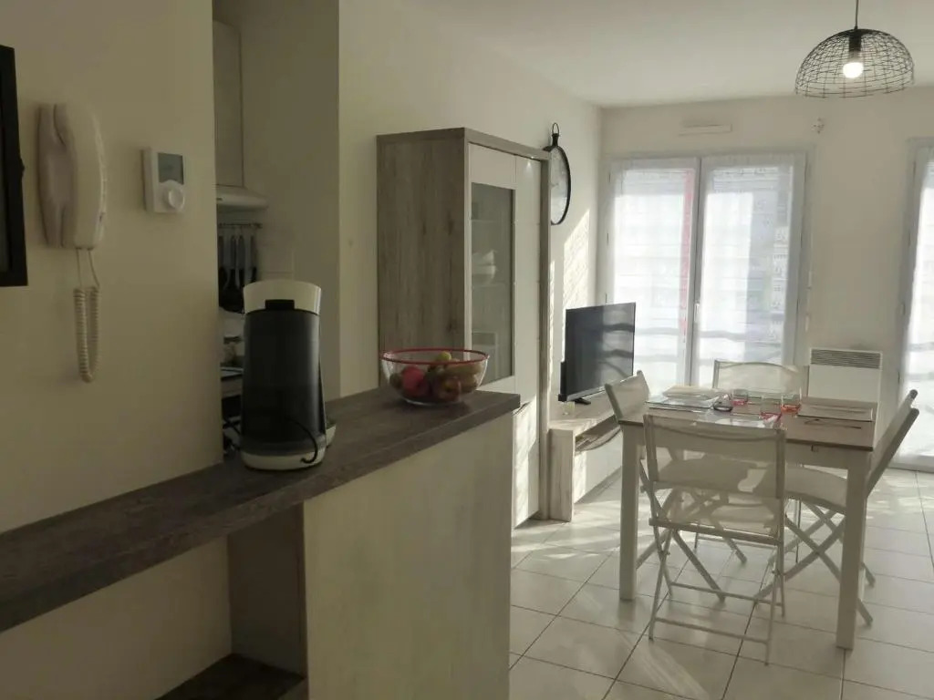 Appartement Saint-Gilles-Croix-de-Vie, 2 pièces, 4 personnes - FR-1-224-783