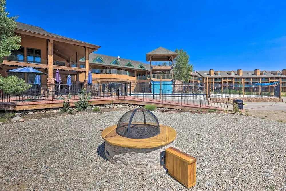 The Inn at Silver Creek Resort Retreat w/ Balcony!
