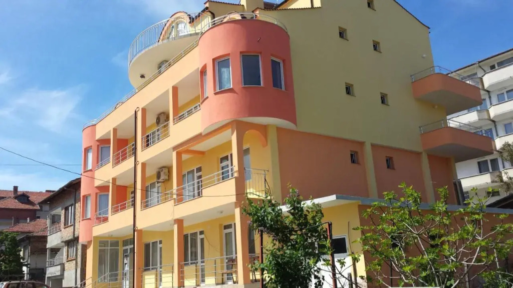 Zlatevi Guest House