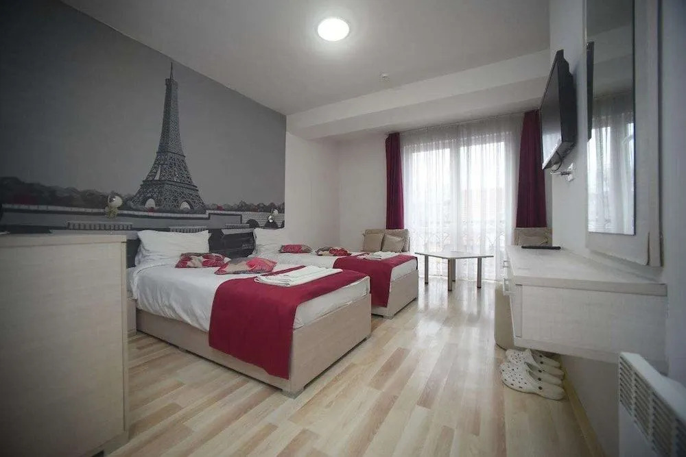 City Boutique Hotel