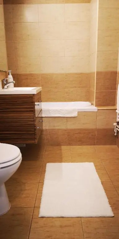 Diamond Apartment