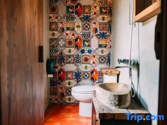 Tree-Vow Homestay