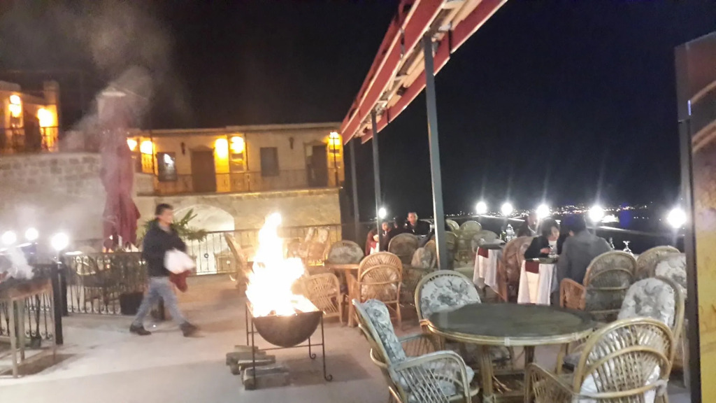 Hermes Cave Hotel