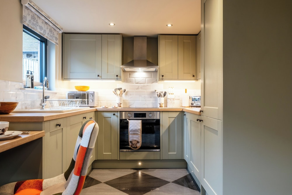 The Cowshed - Stunning 1 Bedroom Cottage