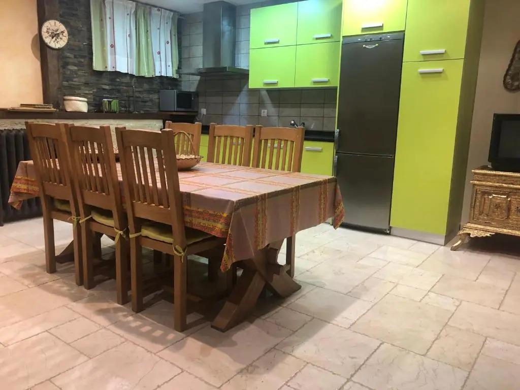 Apartamento con jardin