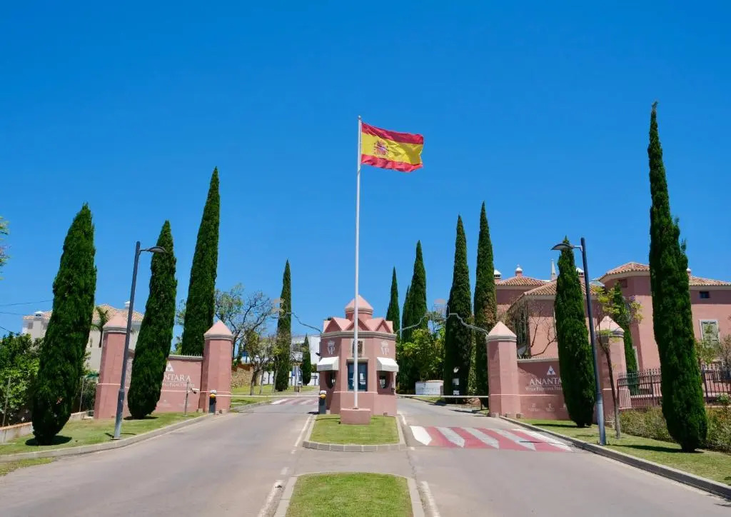 ALEGRIA DE VIVIR EXCLUSIV 2 bedroom appartment pool, parking, wifi, netflix, padel and more