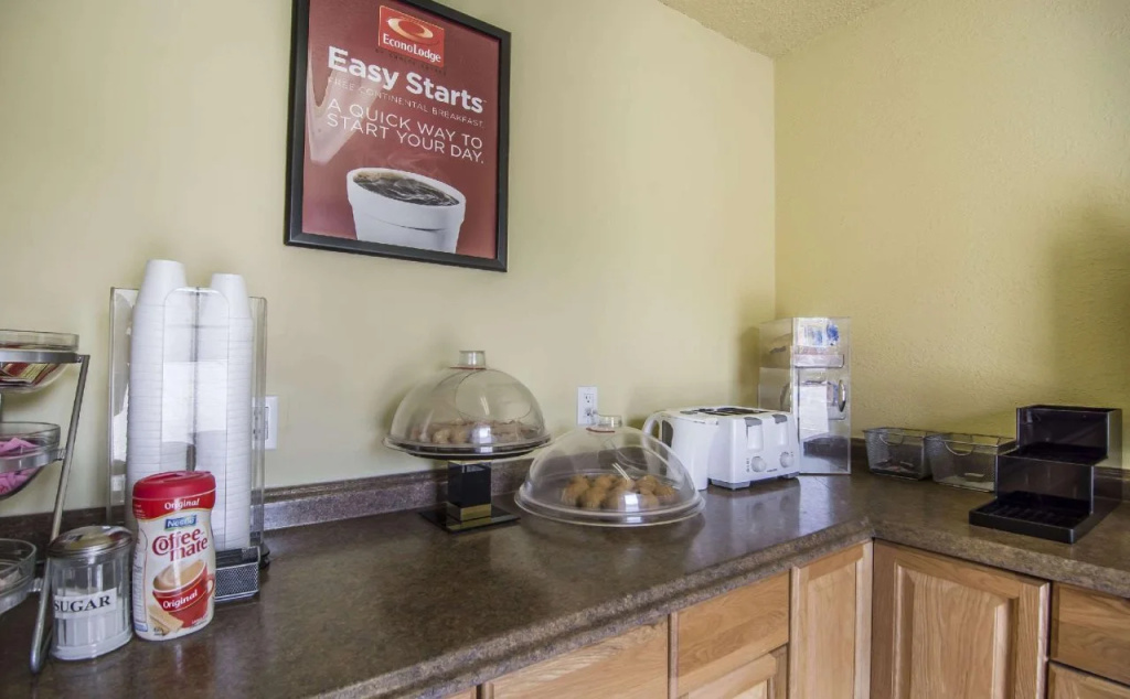 Econo Lodge Golden