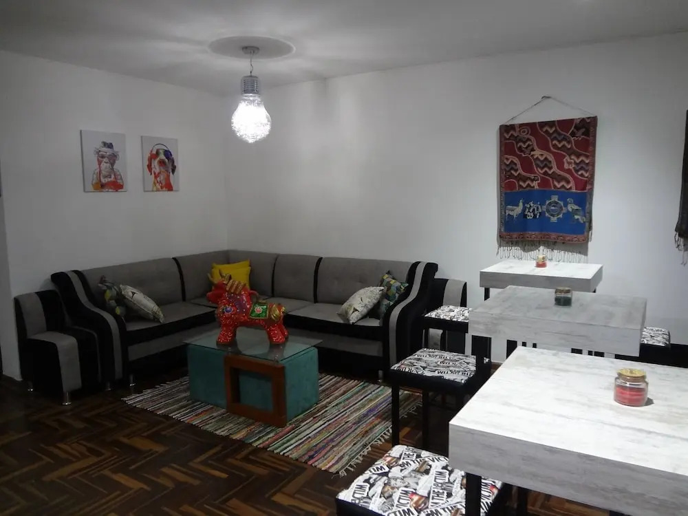 Meetinc House