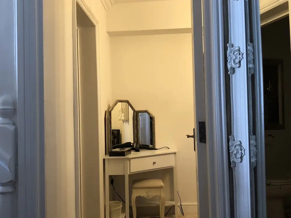 Apartment - Sleeps 4 - Balcony - Sea View