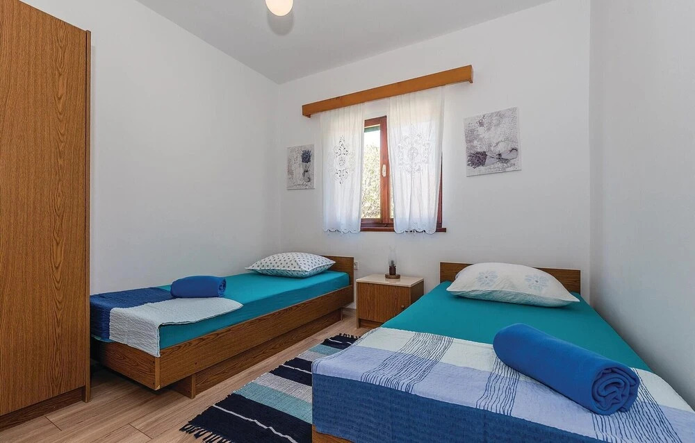Four-Bedroom Holiday Home In Zaboric