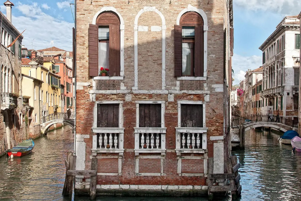 Hotel Conterie
