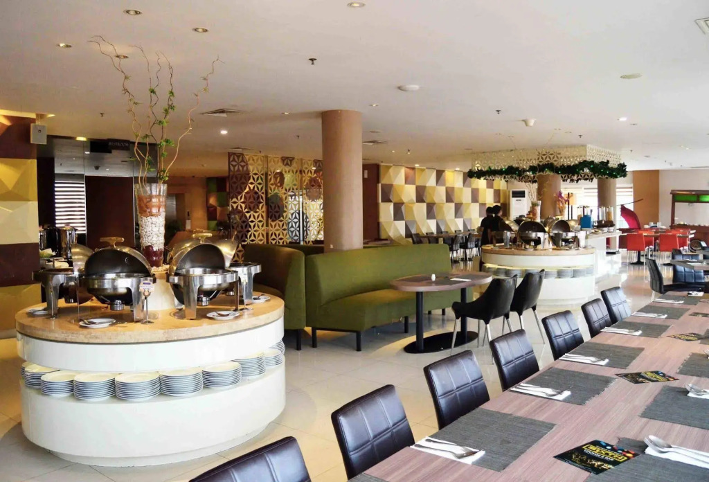 CROWN PRINCE Hotel Surabaya Managed by Midtown Indonesia
