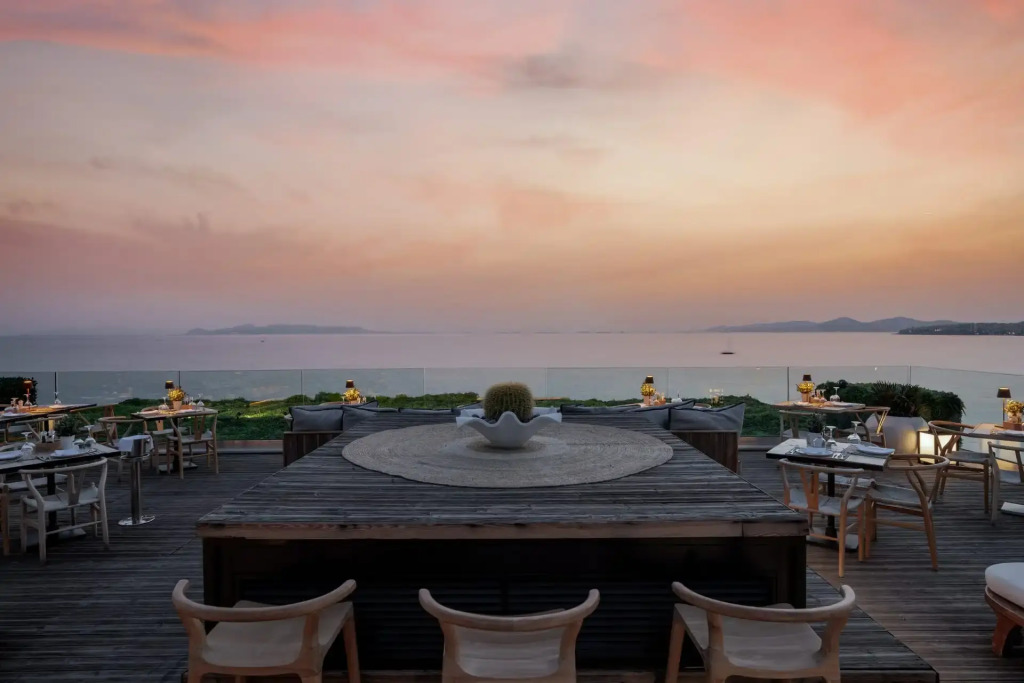 Coral Hotel Athens