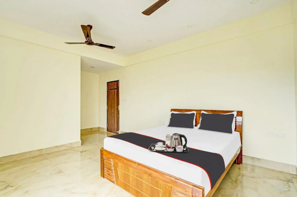 Via Emara Inn - Lalbagh Botanical Garden