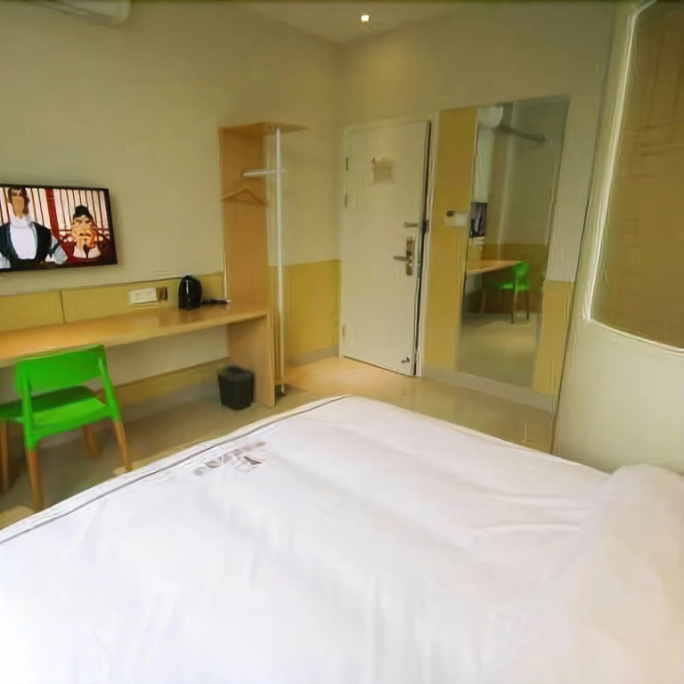 100inn Disney Airport Hotel