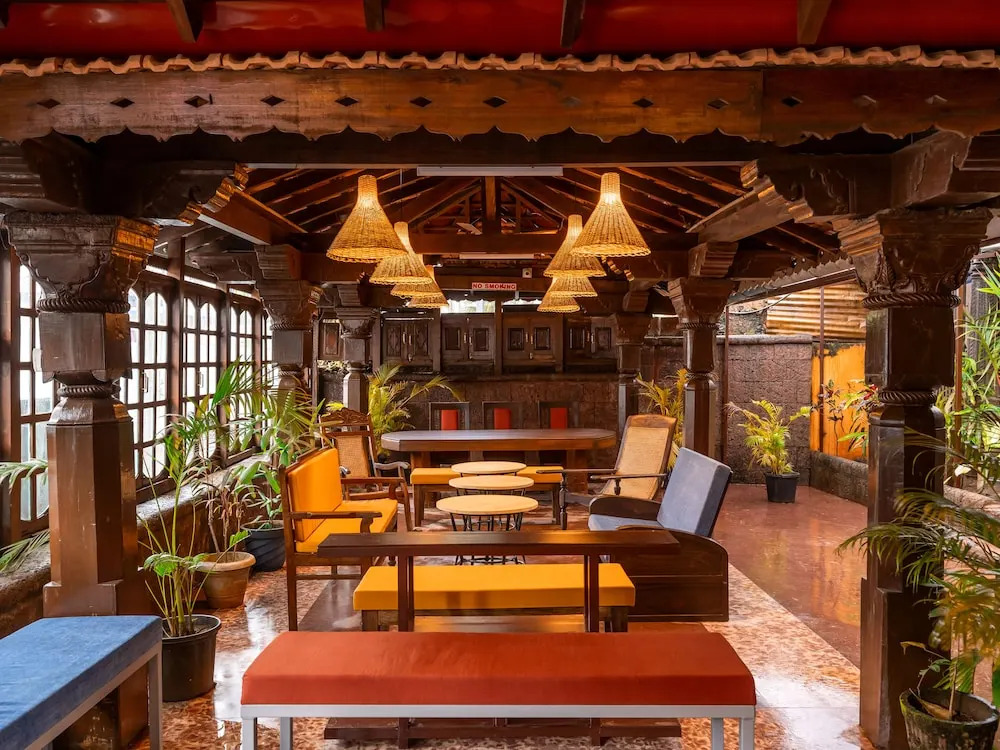 Madpackers Goa Anjuna - Bar