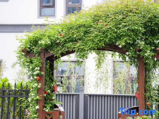 Fuyang Qingjingshan Juzhu B&B