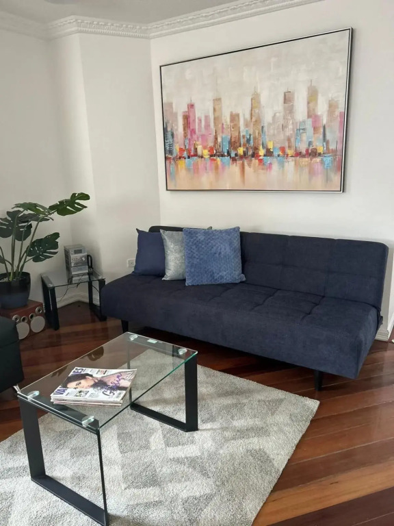 Cómoda suite amoblada nueva a estrenar, con vistas Sector La Carolina, aparcamiento privado