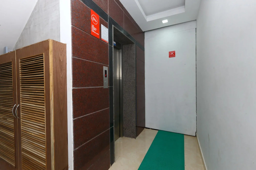 OYO 6626 Khaleej Residency