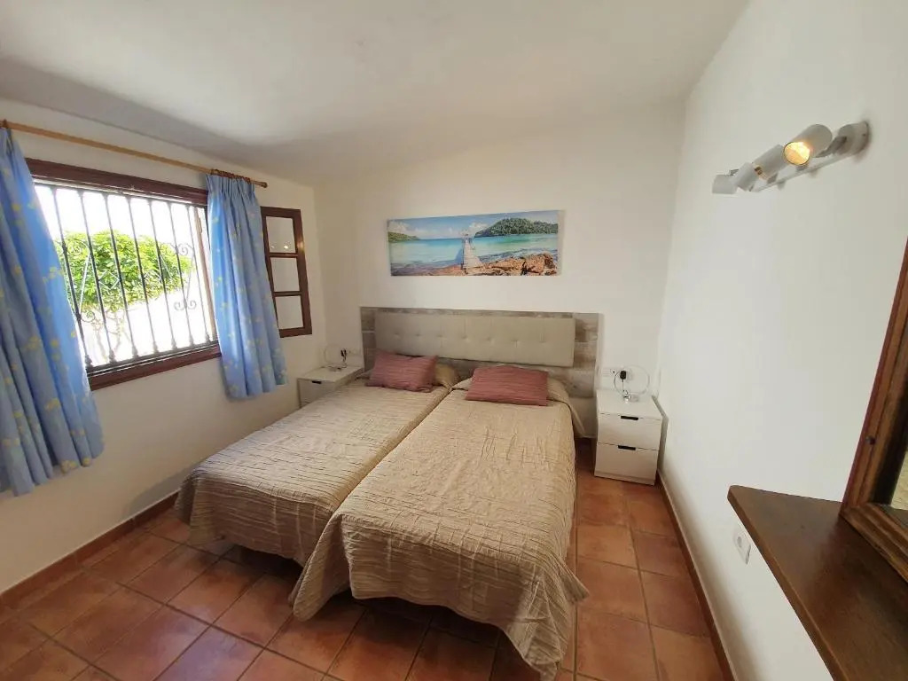 2 bedroom villa The Bungalow with private heated pool