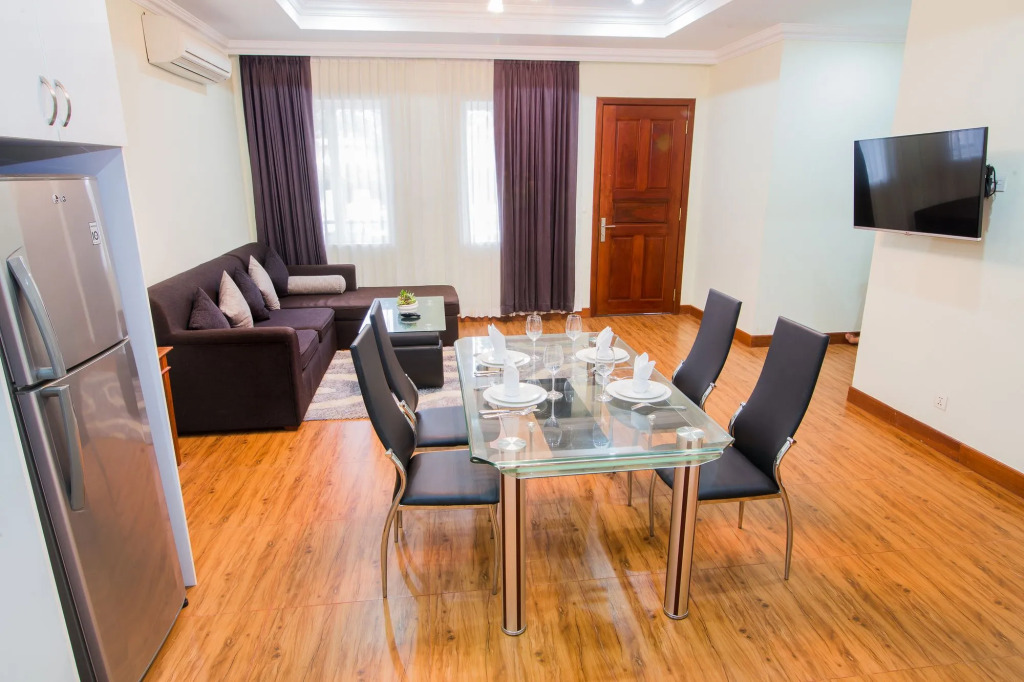 KT Apartment