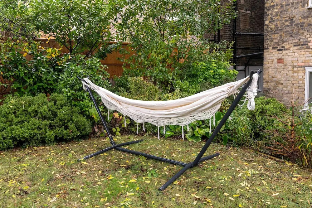 NEW Fantastic 1BD Crystal Palace Flat in London