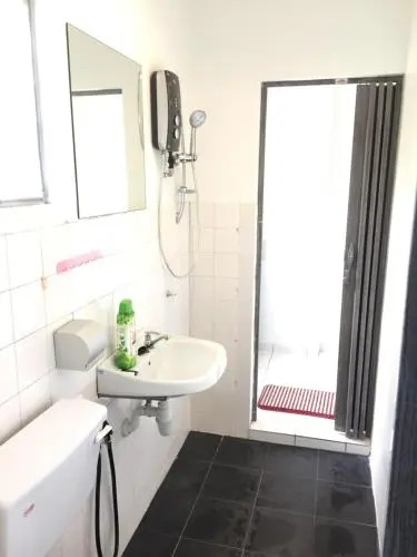 NINETEEN BCH Homestay @ Bandar Country Homes, Rawang