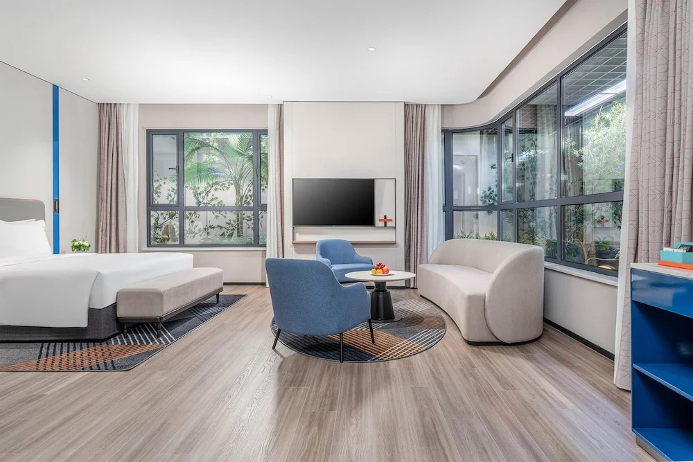 Holiday Inn Express Yinchuan Yuehai