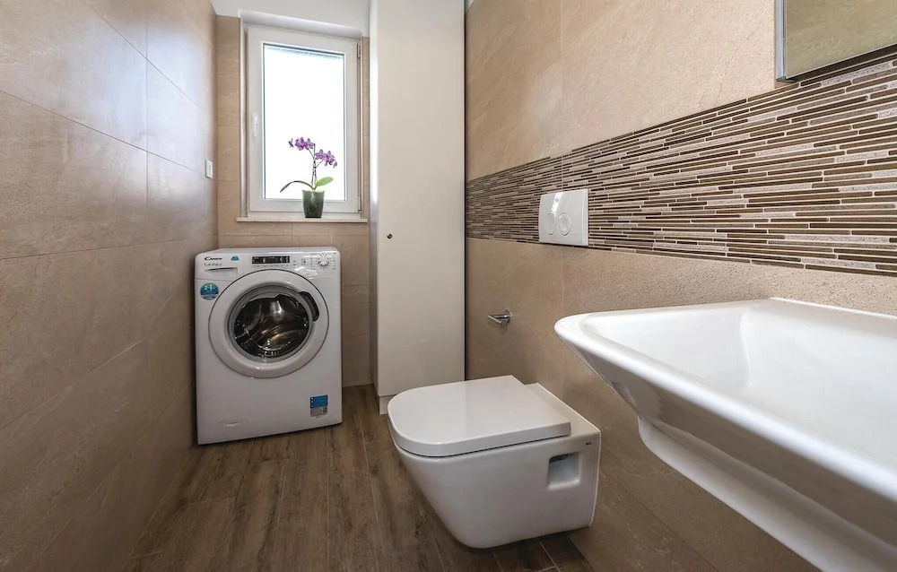 Awesome Home in Sibenik With Wifi and 3 Bedrooms