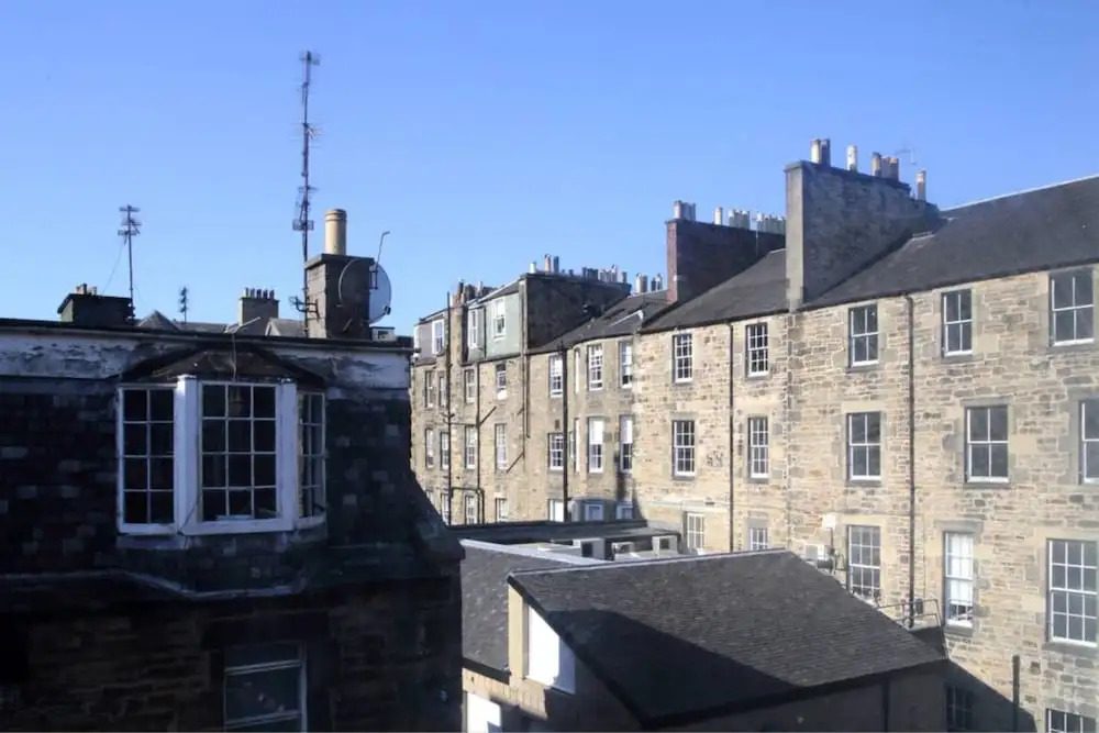2 Bedroom Apartment In Centre Of The City