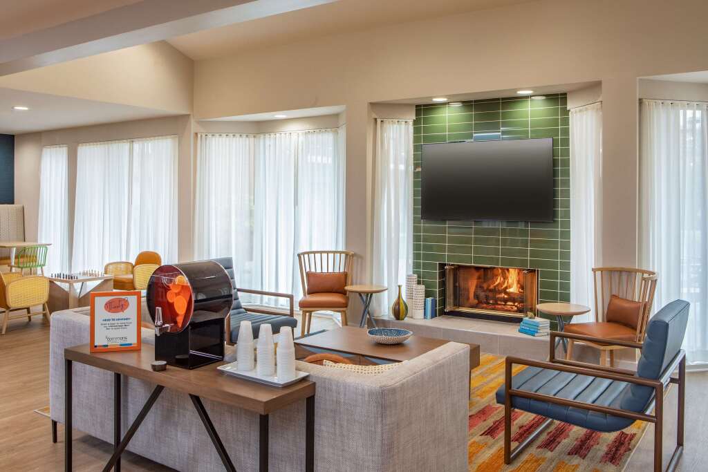 Sonesta Select Boston Foxborough Mansfield