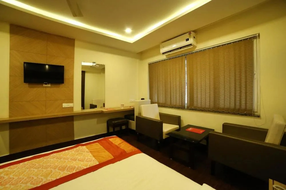 OYO 1774 Hotel Keerthi's Anupama