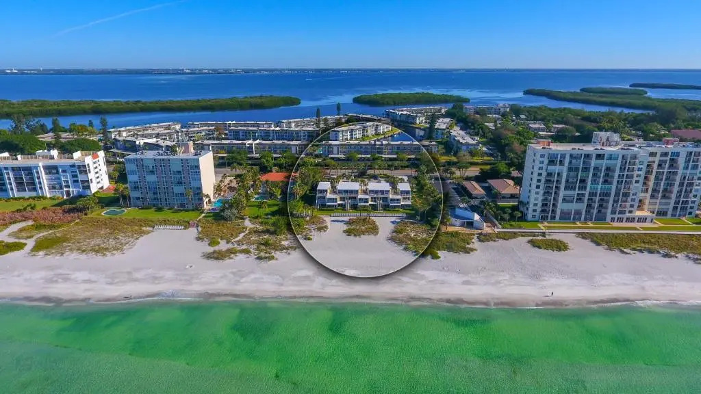 LaPlaya 103A Time to relax Enjoy the peaceful, private beach just a shells throw from your door