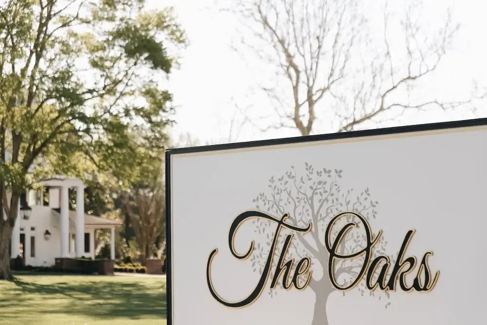The Oaks Waterfront Hotel