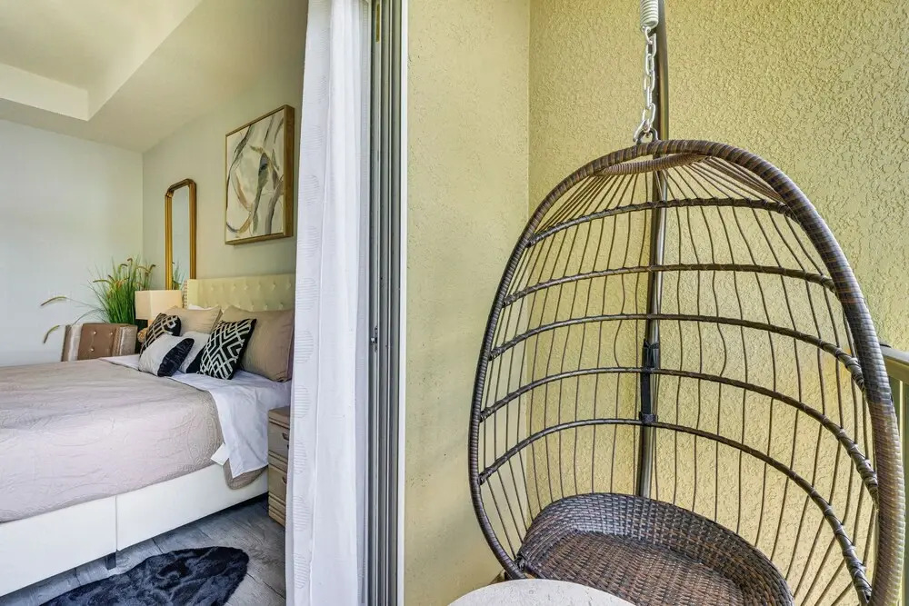 10 Mi to Disney Lake view Haven w Pool Access