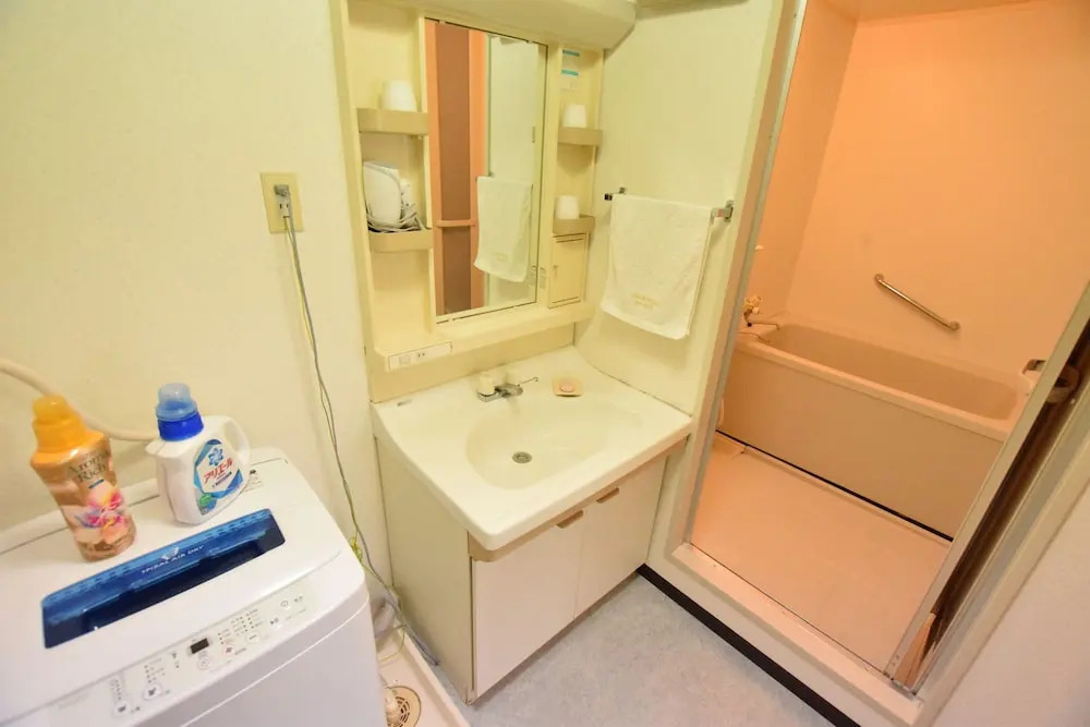 Moriguchi Apartment