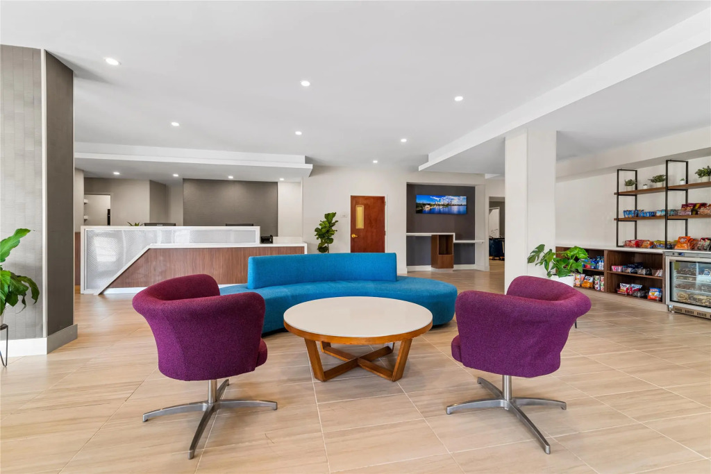 Roundhouse Suites