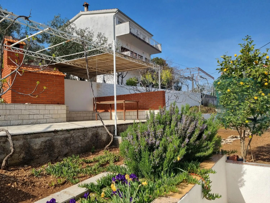 Villa Nena in central Dalmatia