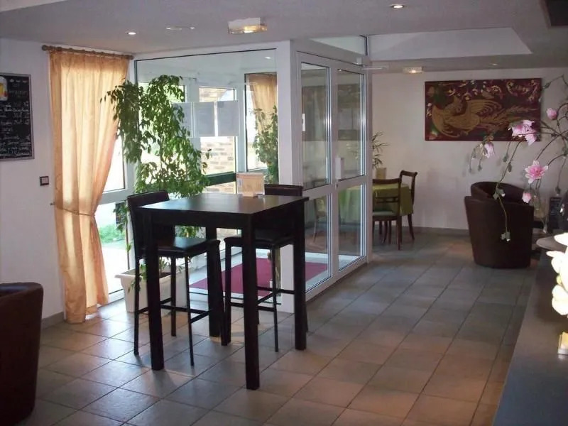 Kimotel Epône-Flins
