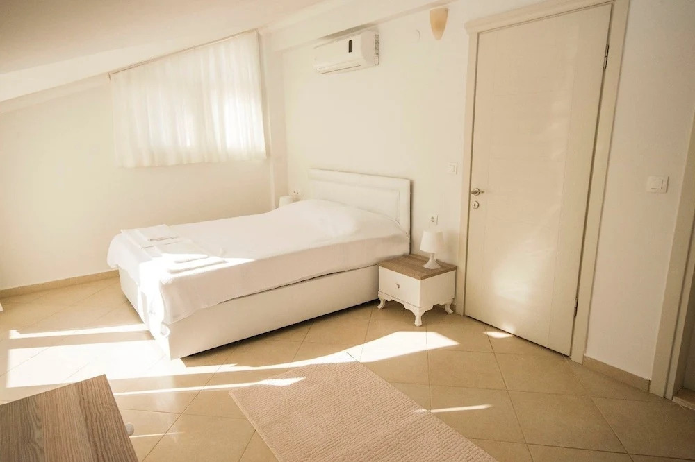 Stella Luxury Apart & Residence