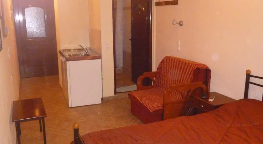 Vasiliki Tsironi Rooms