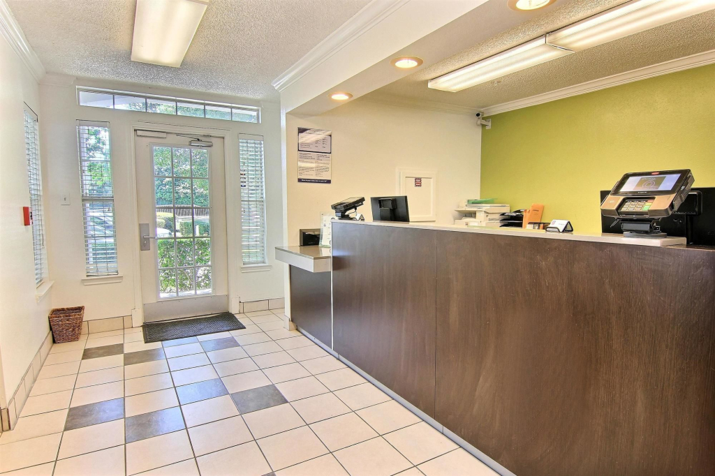 Studio 6 Extended Stay - Austin, TX - Northwest