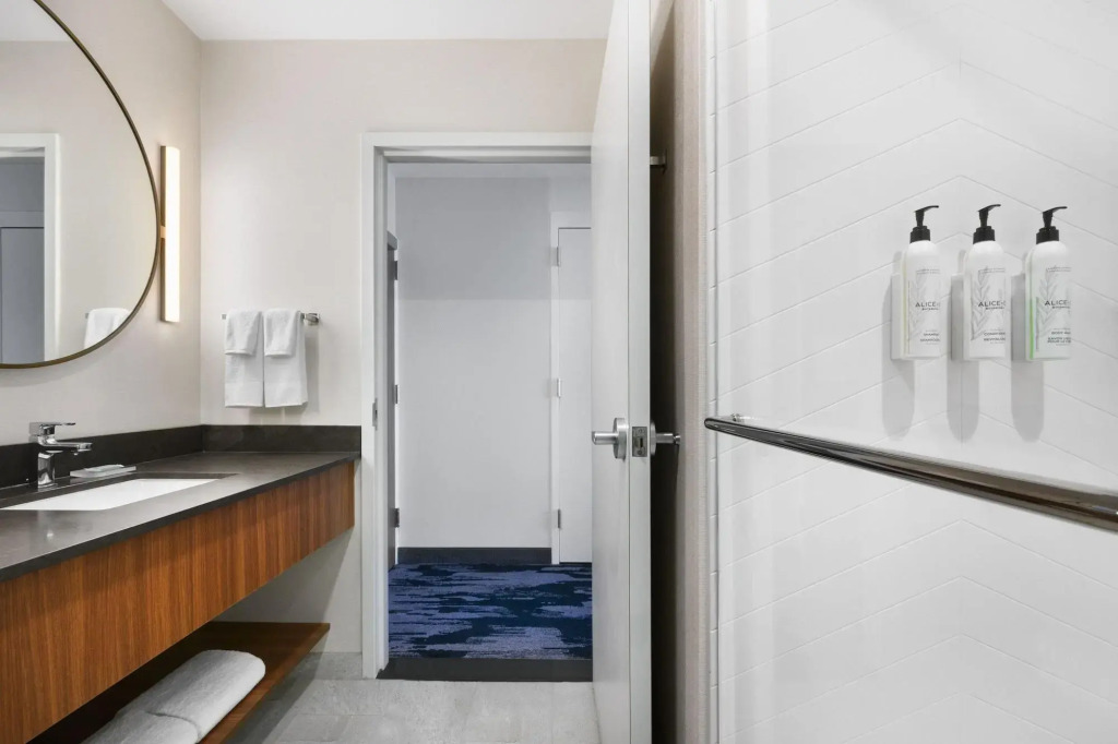 Fairfield by Marriott Inn & Suites Orlando at Millenia
