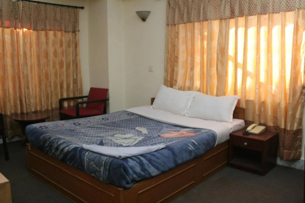 Annapurna Guest House and Rooftop Restaurant