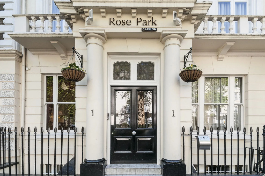 Rose Park Hotel
