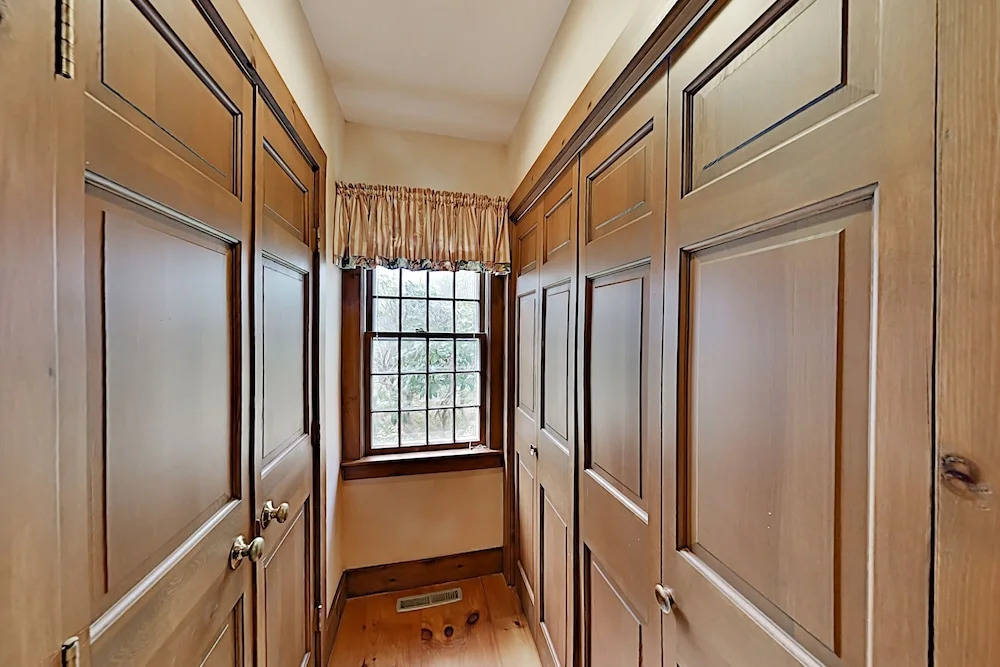 Timeless Cape Near Cold Storage Beach 4 Bedroom Home